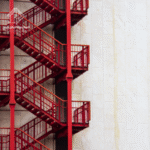 Read more about the article سلالم الطوارئ